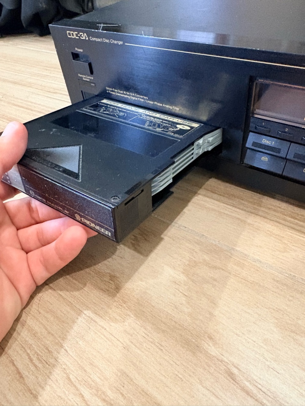 Nakamichi Vintage CDC-3A Compact Disc Player Changer. Turns On For Parts - Picture 3 of 13